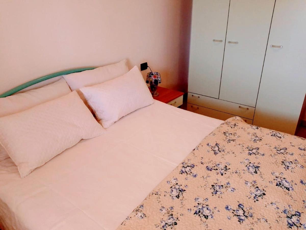 Apartament Residenza Rosa Maria Orosei Zewnętrze zdjęcie